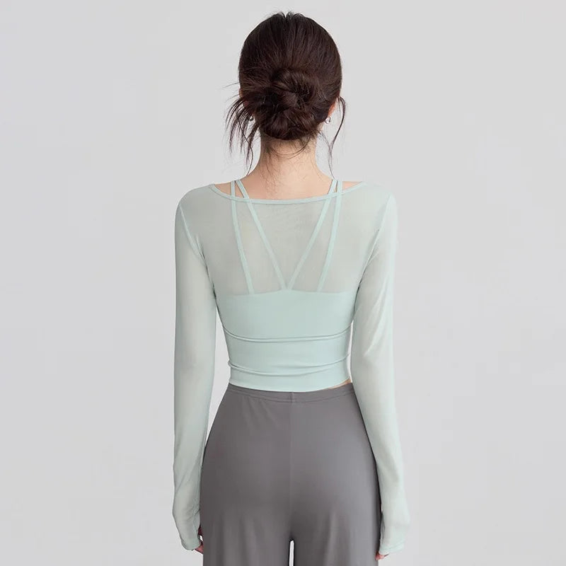 Yoga Clothes for Women for Autumn and Winter Vacation Two-piece Fixed Cup Sports Tops High-end Pilates Training Fitness Clothes
