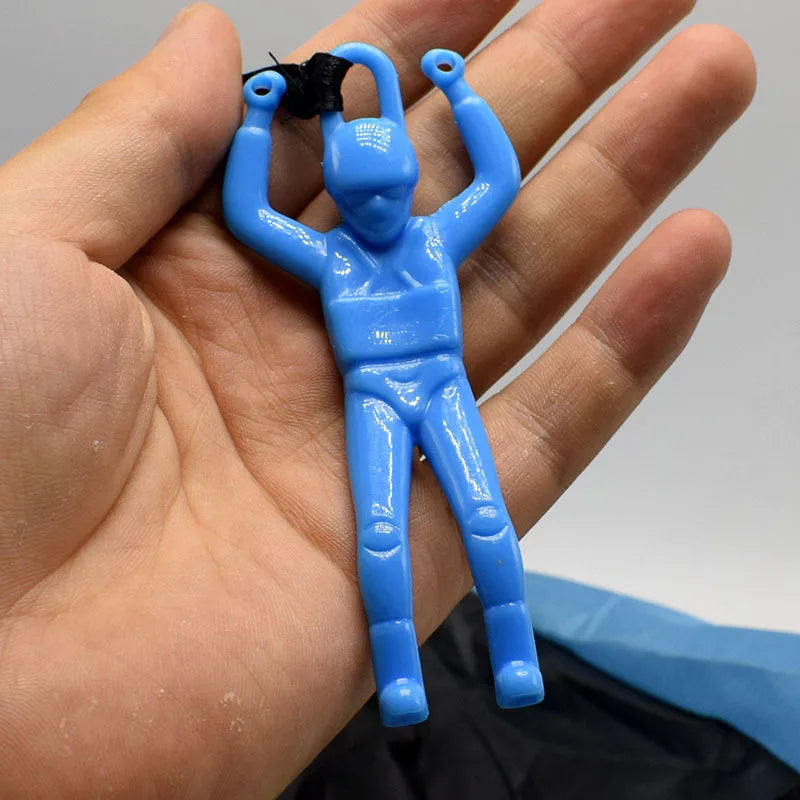 5pcs/lot Parachute Toy  No Tangle Throw Parachute Men Outdoor Sport Toy Children Paratrooper Toy Hand Throw Parachute Army Man