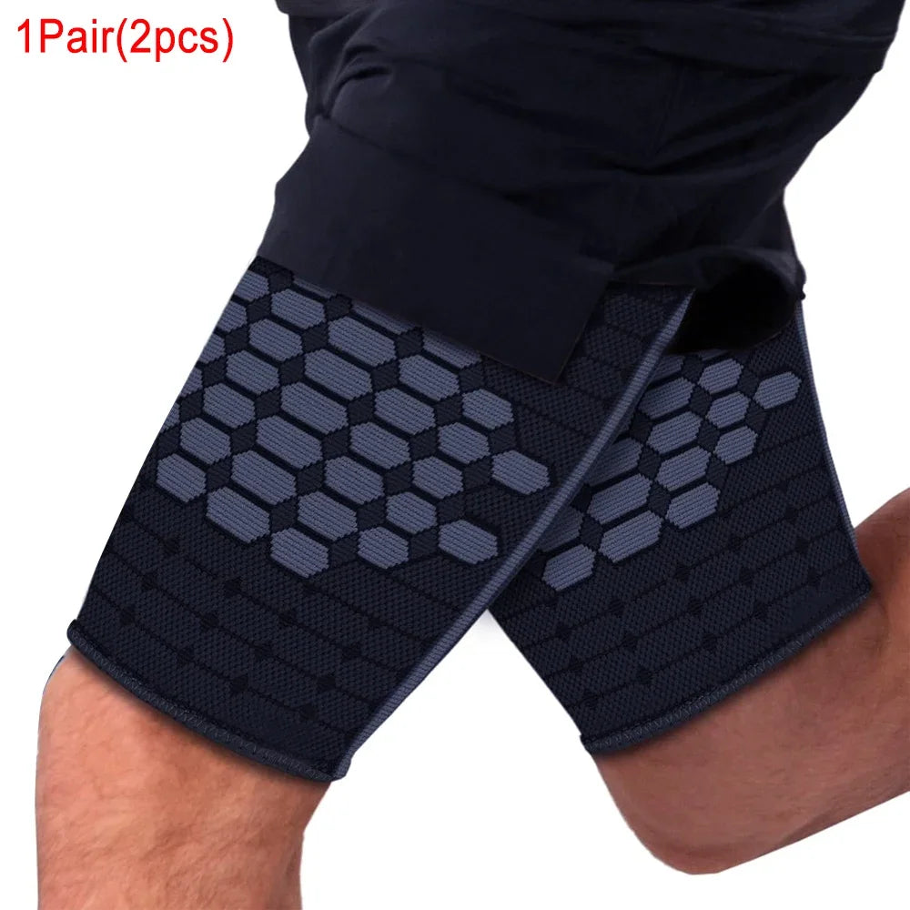 1Pair Thigh Hamstring Compression Sleeve for Quad Pain Relief & Recovery, Thigh Support Protector Muscle Strain for Women Men