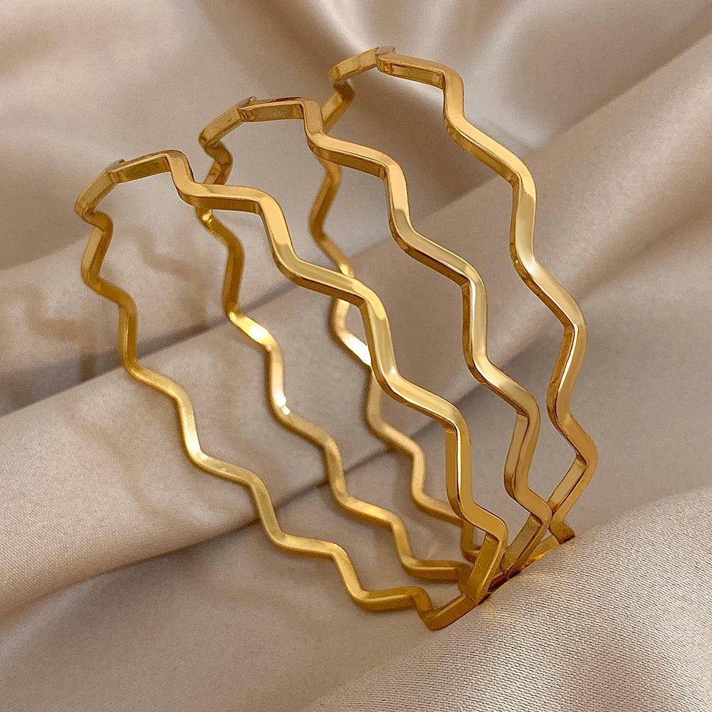 Greatera Three Thin-looped Wavy Bracelets Charm Gold Color Waterproof 3pcs/set Design Simple Women's Bangle Gift 2025 Summer New