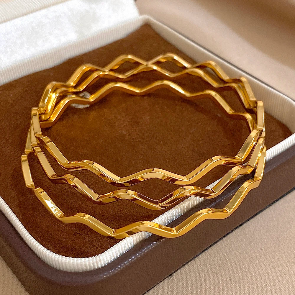 Greatera Three Thin-looped Wavy Bracelets Charm Gold Color Waterproof 3pcs/set Design Simple Women's Bangle Gift 2025 Summer New