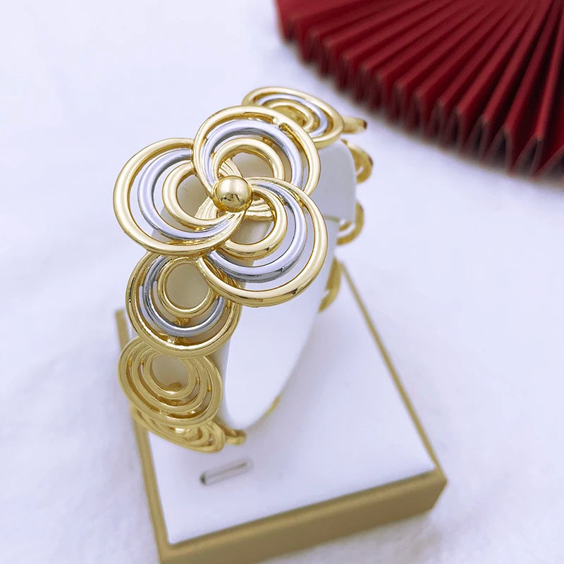 Elegant Women Necklaces Jewelry Sets Gold Color Jewelry On The Neck Wedding Party Accessories conjunto de joyeria para mujer