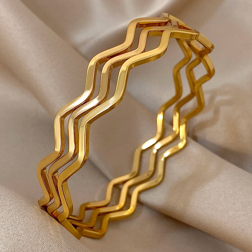 Greatera Three Thin-looped Wavy Bracelets Charm Gold Color Waterproof 3pcs/set Design Simple Women's Bangle Gift 2025 Summer New