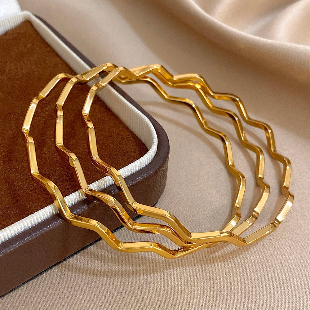 Greatera Three Thin-looped Wavy Bracelets Charm Gold Color Waterproof 3pcs/set Design Simple Women's Bangle Gift 2025 Summer New