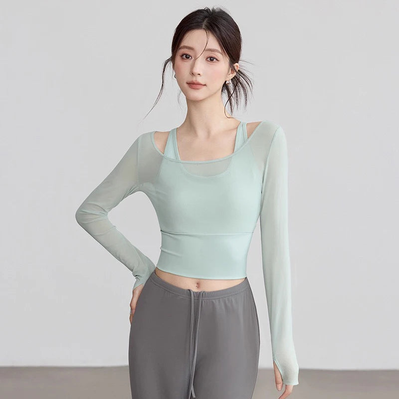 Yoga Clothes for Women for Autumn and Winter Vacation Two-piece Fixed Cup Sports Tops High-end Pilates Training Fitness Clothes